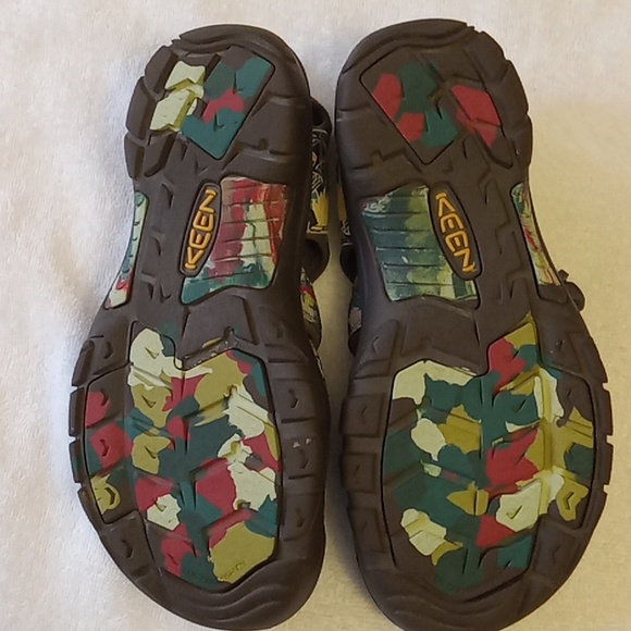 Keen Multicolor Adult Sandals Size 9 - Picture 4 of 8